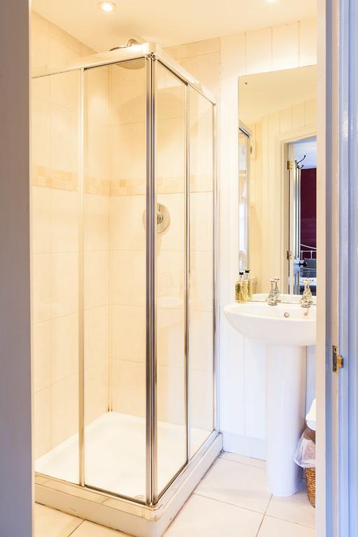 White Hart Hotel ストウ・オン・ザ・ウォルド 部屋 写真