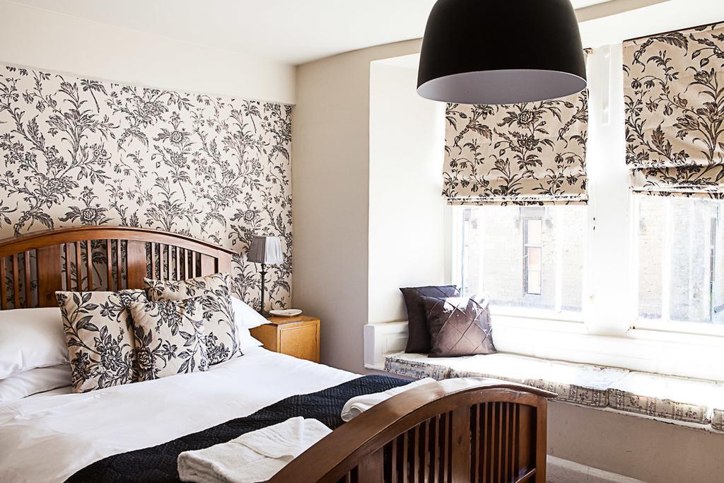 White Hart Hotel ストウ・オン・ザ・ウォルド 部屋 写真